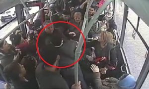 DİN: Bakıda avtobusda qadına yumruq vuran şəxs tutuldu (VİDEO)