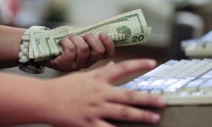 Samir Əliyev: “Dolların bahalaşması ilə bağlı gözlənti təbiidir”