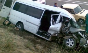 Mikroavtobus “KamAZ”la toqquşdu – 6 qadın, 2 kişi yaralandı