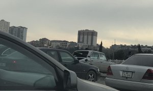 Bakı-Sumqayıt yolunda QƏZA tıxaca səbəb oldu (FOTO)