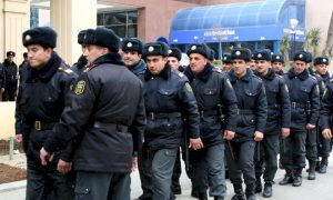 Azərbaycanda polislərin maaşları artırıldı