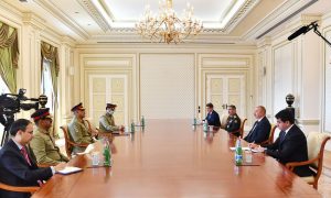 Prezident Pakistanın ordu generalı ilə görüşdü