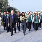 Leyla və Arzu Əliyevalar Sumqayıtda ağacəkmə aksiyasında iştirak ediblər