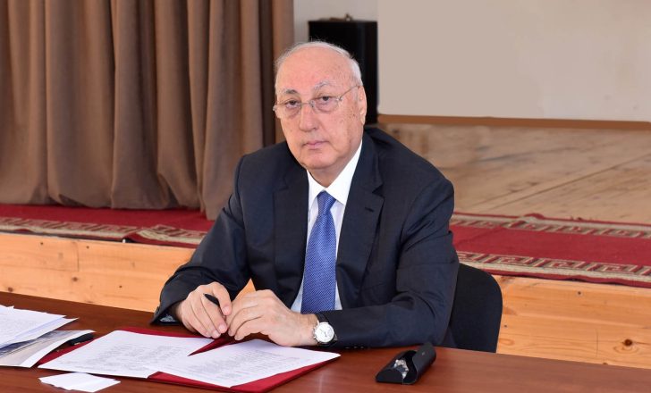 Zakir Fərəcov Sumqayıt sakinləri ilə birbaşa ünsiyyəti davam etdirir