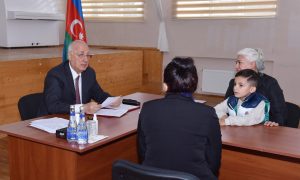 Zakir Fərəcov şəhər sakinləri ilə növbəti səyyar görüş keçirdi
