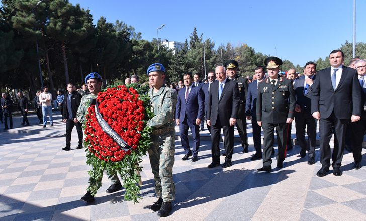 Sumqayıtda Birinci Qarabağ müharibəsinin şəhidi Lətif Şahhüseynov dəfn edilib