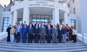Sumqayıt Dövlət Universitetinin professor-müəllim və tələbə heyəti Sumqayıt Məhkəmə Kompleksində olub