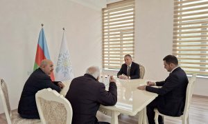 Tahir Mirkişili seçicilərlə görüşdü