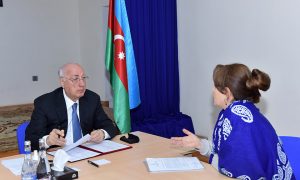 Zakir Fərəcov sakinlərlə görüşdü, tapşırıqlar verdi – FOTO