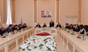 Sumqayıtda məhkəmə qərarlarının icrasına dair maarifləndirici “dəyirmi masa” keçirilib