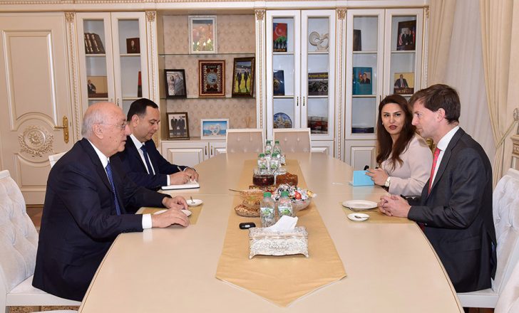 Zakir Fərəcov  Belçika Krallığının ölkəmizdəki səfiri ilə görüşüb