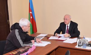 Zakir Fərəcov vətəndaş müraciətlərini yerində dinlədi