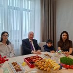 Zakir Fərəcov şəhid ailələrini evlərində ziyarət edib – FOTO