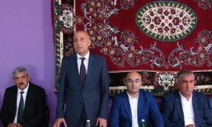 Sumqayıtda sakinlərlə görüşlər davam edir